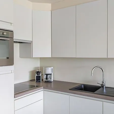 2 Bedroom Cozy In *